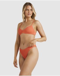 Billabong - Summer High Skimpy Hike Bikini Bottom