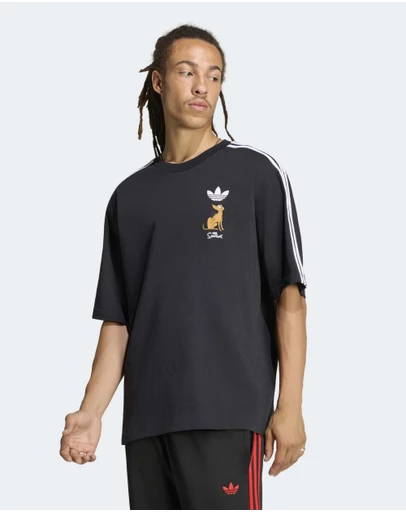 adidas Originals - adidas Disney Little Santas Helper Graphic Oversized T-shirt Mens