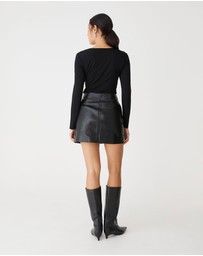 Forcast - Isla V-Neck Bamboo Top