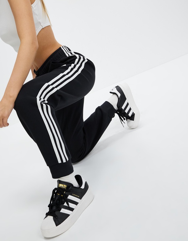 adidas Sportswear - Future Icons 3-Stripes Regular Pants