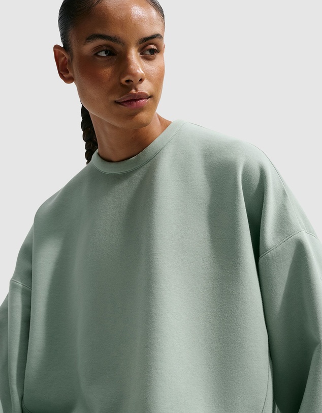 Nike - 24.7 Impossiblysoft Dri-Fit Oversized Crew-Neck Top