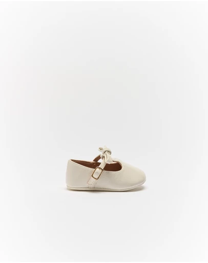 Walnut Melbourne - Aria Mini Ballet