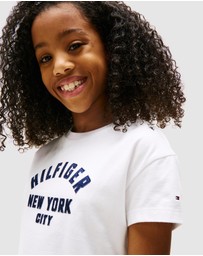 Tommy Hilfiger - Satin Logo Applique Relaxed T-Shirt - Teens