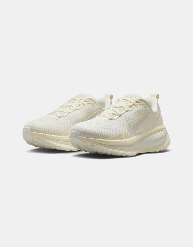 Nike - Vomero 18 - Women's