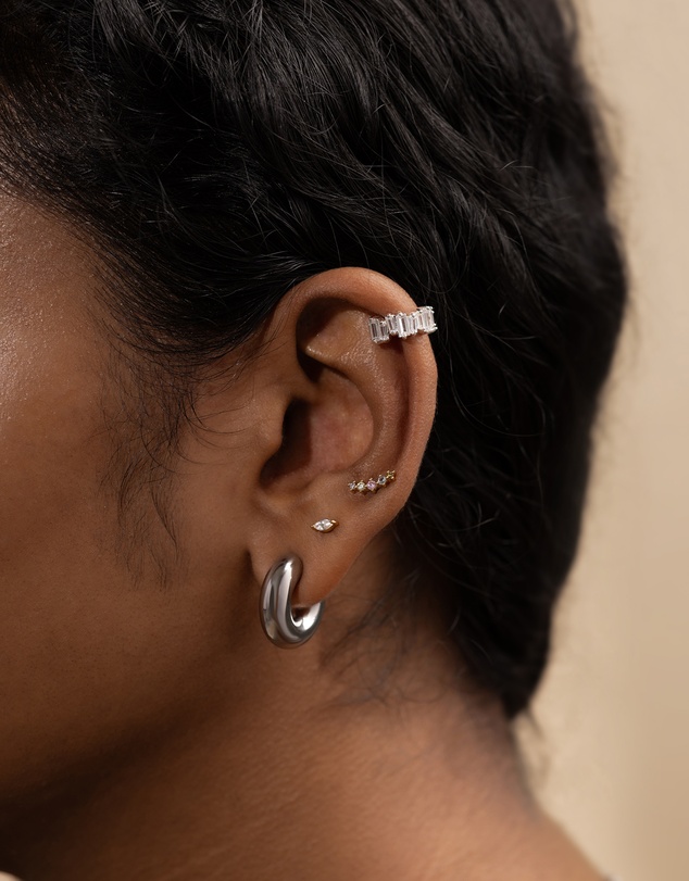 Wanderlust + Co - Jagged Baguette Silver 9mm Ear Cuff