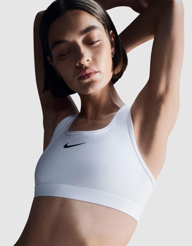 Nike - Swoosh Medium Support Sports Bra