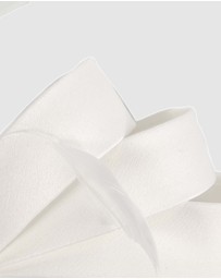 Max Alexander - Large White Satin Bow Racing Fascinator