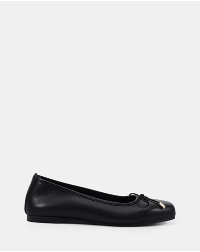 Clarks - Yumi Black