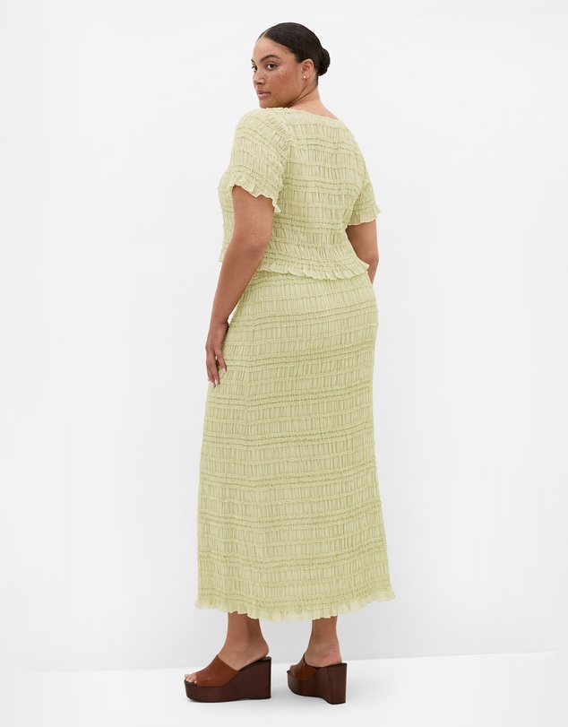 City Chic - Plus size Emelia Shirred Maxi Skirt - matcha