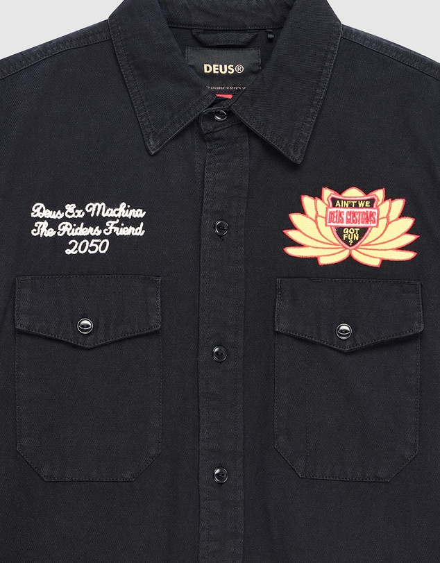 Deus Ex Machina - Sacred Chest Shirt