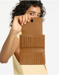 Status Anxiety - Visions Wallet