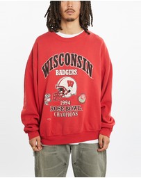 Vintage by The Real Deal - Pre Loved - 1994 NCAA Wisconsin Badgers Sweatshirt