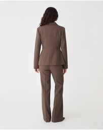 Forcast - Lydia Fitted Waist Blazer