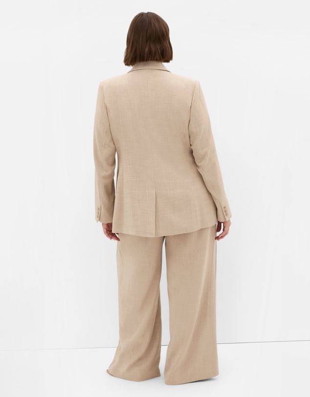City Chic - Blakely Blazer - latte