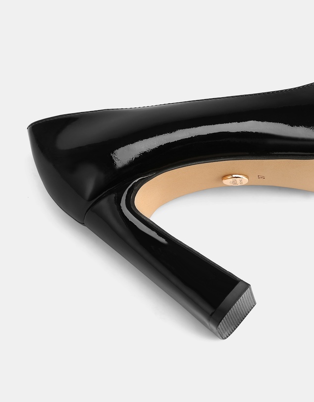 Wittner - Perley Patent Leather Pumps