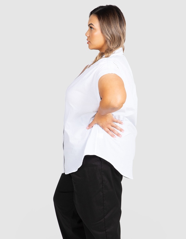 Love Your Wardrobe - Nikki Ruched Extended Sleeve Shirt