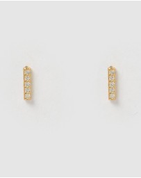 Izoa - Alphabet Mini Letter I Stud Earrings