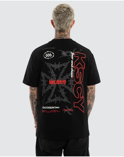 Kiss Chacey - Pendulum Relaxed Tee