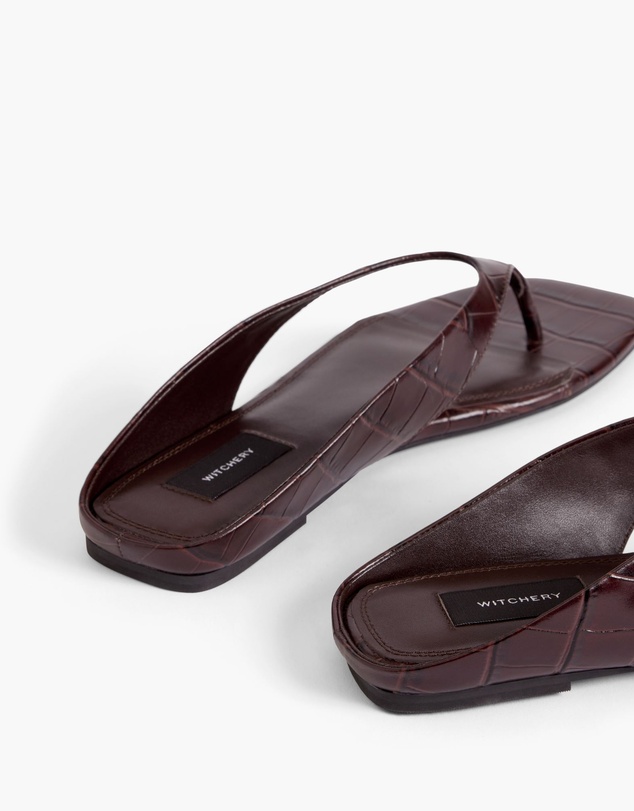 Witchery - Elana Slides