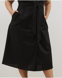 Atmos&Here Curvy - Dasha Scoop Neck Linen Blend Midi Dress
