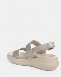 Naturalizer - Coast Sandal - Warm Silver