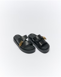 Walnut Melbourne - Irina Slide