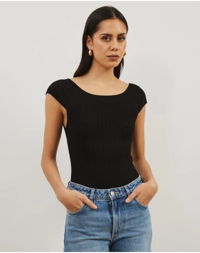 Atmos&Here - Kayla Off Shoulder Rib Knit Top