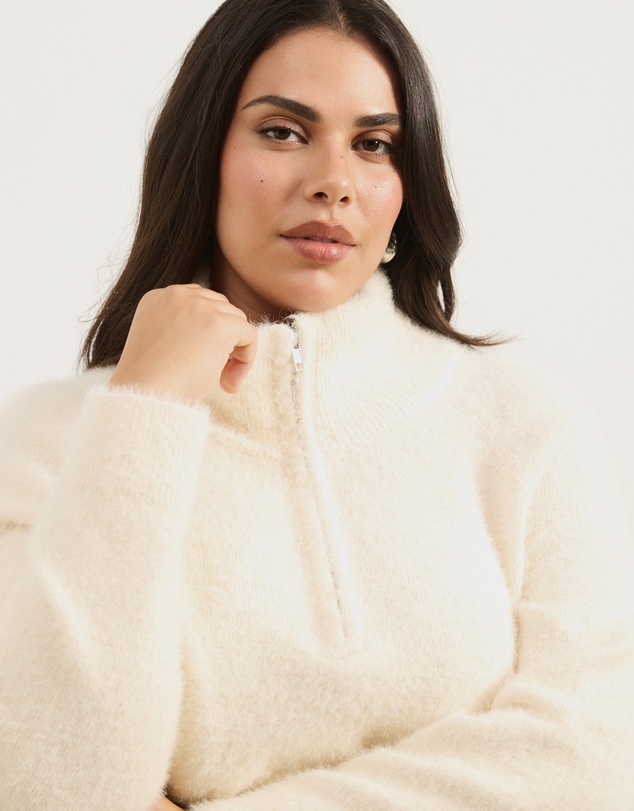 Atmos&Here Curvy - Cia Half Zipper Fluffy Turtleneck Sweater