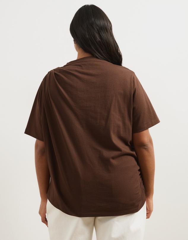 Atmos&Here Curvy - Romy Tuck Details Tee