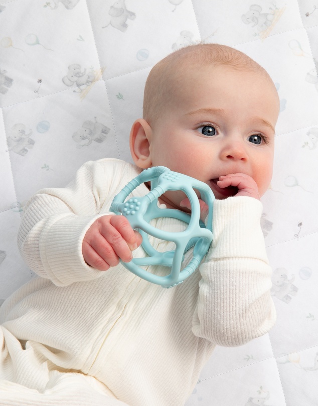Living Textiles - Reversible Quilted Cot Comforter - Elephant Playtime