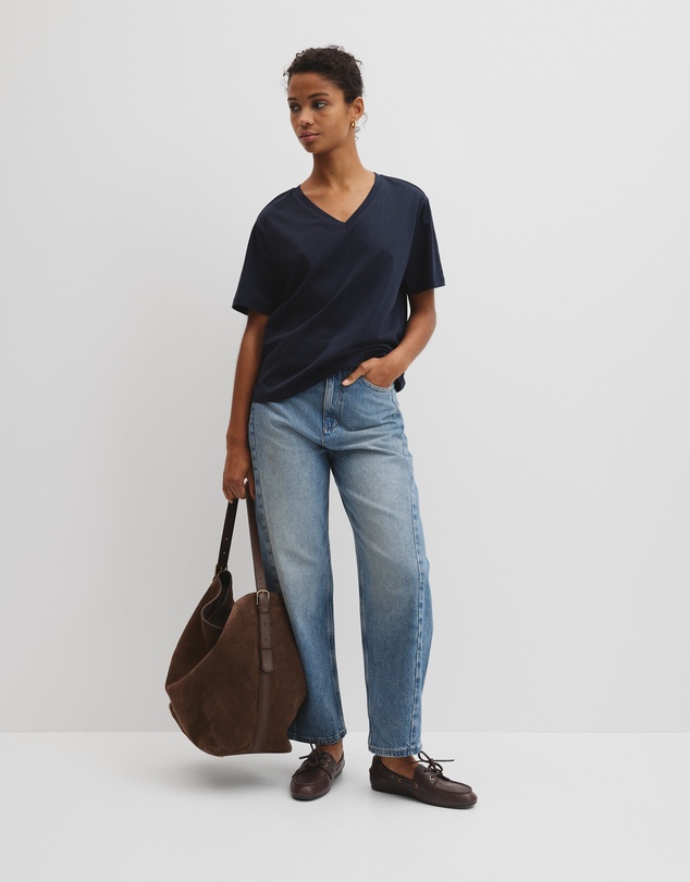 Country Road - Australian Cotton V-neck Neck T-shirt