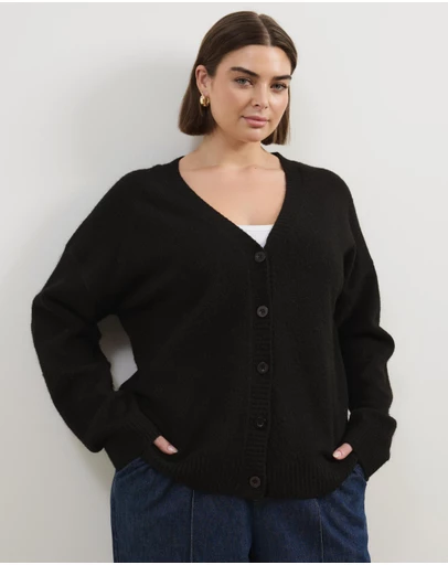 Atmos&Here Curvy - Tiana Fluffy Knit Cardigan