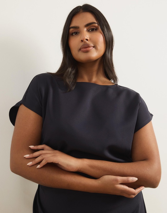 Atmos&Here Curvy - Talia Rouched Midi Dress