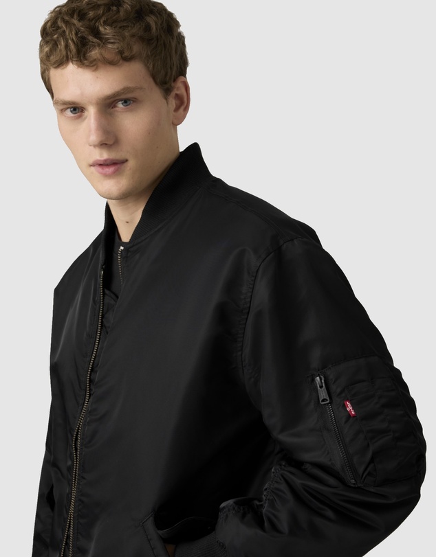Levi's - MA-1 Bomber Jacket