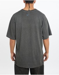 Vintage by The Real Deal - Pre Loved - Vintage Nike Tee
