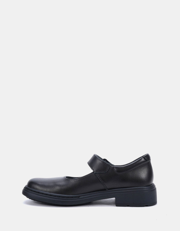 Clarks - Intrigue (Junior) School Shoes