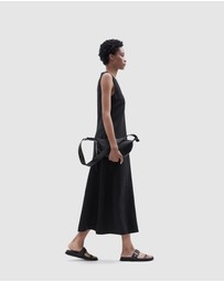 UNISON - Sleeveless Maxi Dress