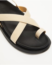 Sol Sana - Hitch Footbed Sandals