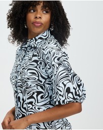 Honey and Beau - In the Groove Shirt