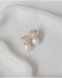 The White Collection - Ivy - Statement Gold Pearl Bridal Earrings