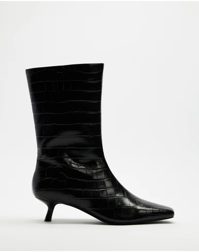 AERE - Maria Leather Kitten Heel Boots