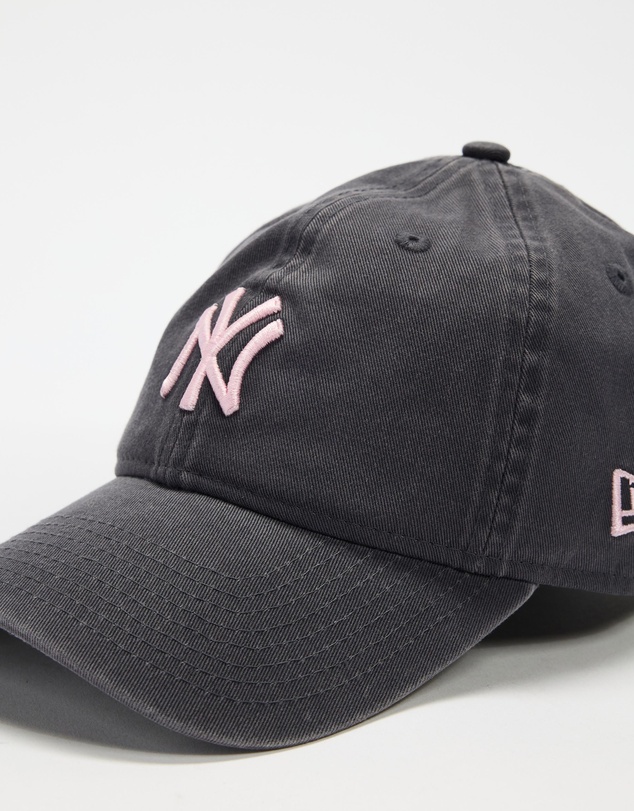 New Era - ICONIC EXCLUSIVE - 9TWENTY Cs New York Yankees Cap