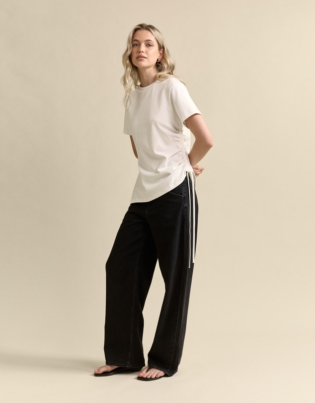 MVN - Rouched Side Tee