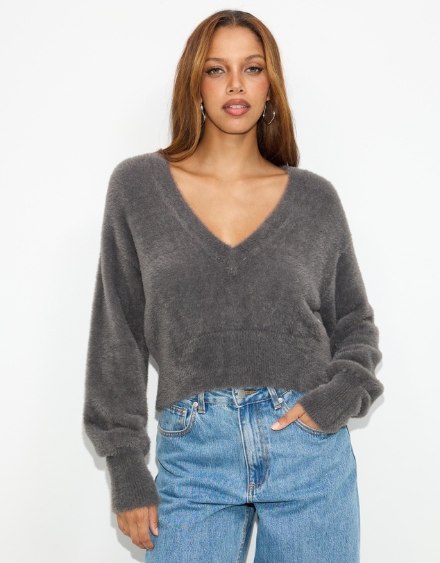 Dazie - Faye Fuzzy V-Neck Sweater