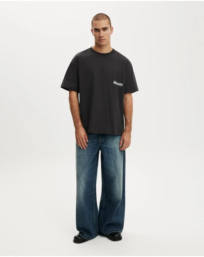 Cotton On - Box Fit Text T-Shirt