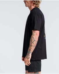 Vacancy Co - Happy Hour Tee