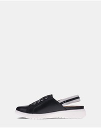 Mia Vita - Bugsy Slip-On - Black