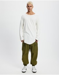 Surrounded By Ghosts - The Howlite Long Sleeve T-Shirt