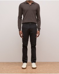 Trenery - Slim Fit Chino in Black