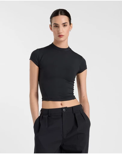 New Balance - NB Define Fitted T-Shirt